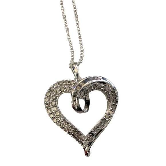 Stunning 1 Ct Natural Diamond Heart Shaped Pendant with Chain - Picture 5 of 16